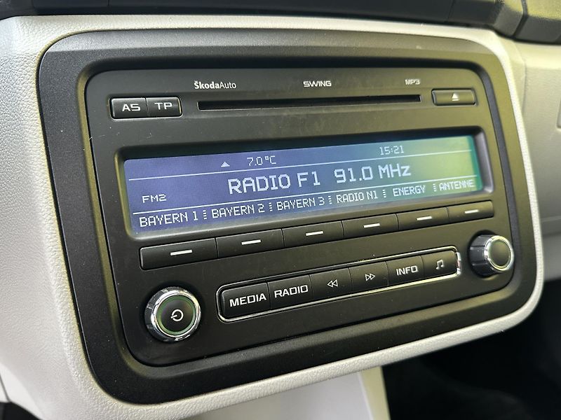 Škoda Fabia (2011) KOMBI 1.2TSI/63kW *KLIMA/TZ*  - fotka 13 z 28