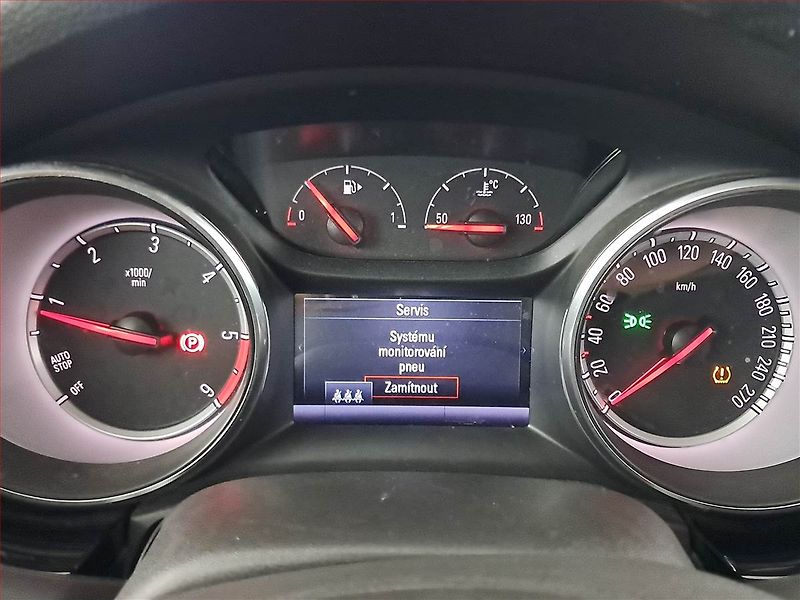 Opel Astra (2017) Innovation 1.6 CDTI - fotka 11 z 17
