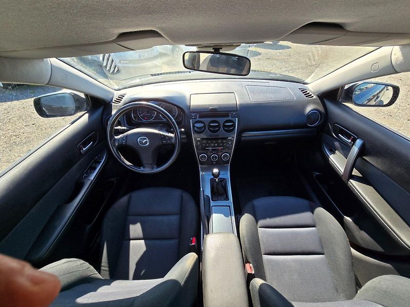 Mazda 6 (2006) 6 1.8i 16V 88 KW aut.kli - fotka 13 z 23