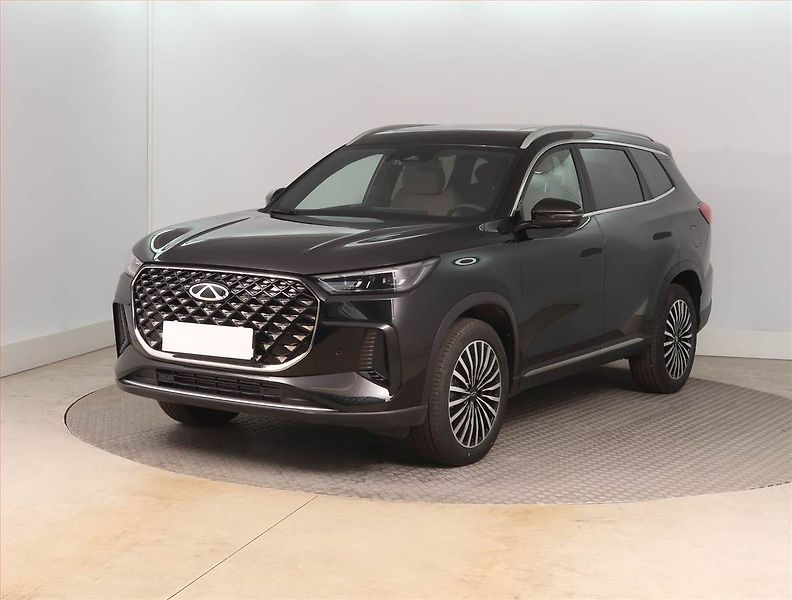 Chery Tiggo 8 (2026) 1.6 TGDI, UNIQUE, Ad. tempomat - fotka 2 z 18
