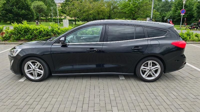 Ford Focus (2018) 2.0 EcoBlue 110kW Titanium+B&O - fotka 3 z 13