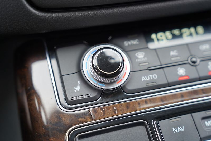 Audi A8 3.0 TFSI Quattro/Tiptr./290 PS - fotka 45 z 50