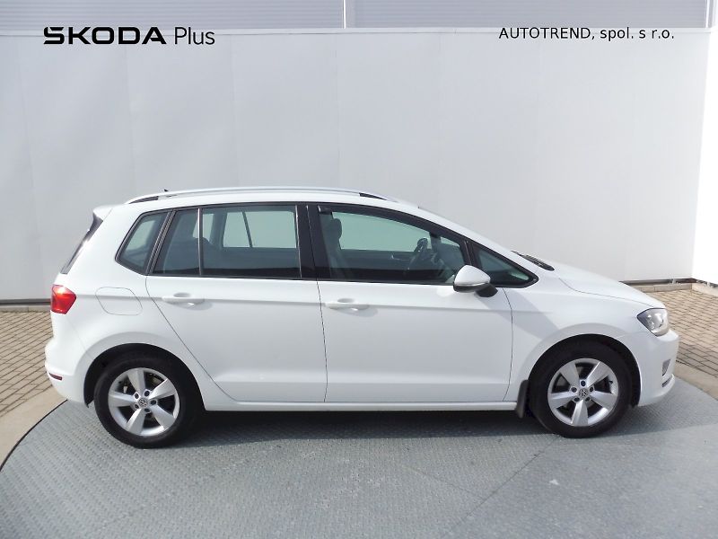 Volkswagen Golf Sportsvan (2018) Comfort Edition 1,4 TSI 92kW - fotka 23 z 24