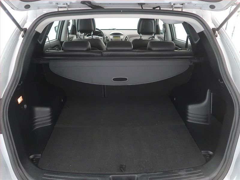 Hyundai ix35 (2014) 2.0 CRDi, 4X4, Kůže, Tempomat - fotka 13 z 18