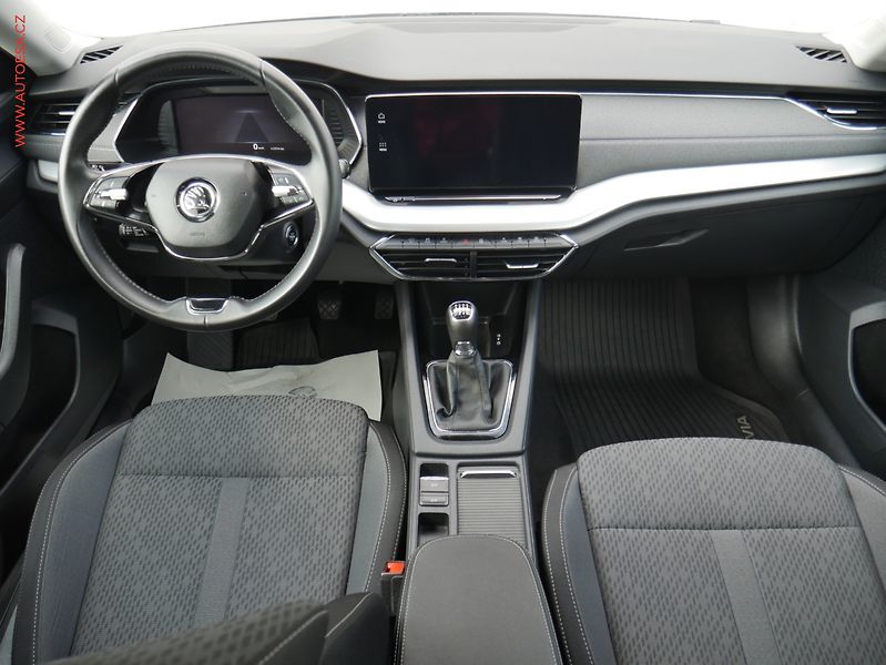 Škoda Octavia (2021) 2.0 TDi, ČR, Style, LED, navi - fotka 8 z 17