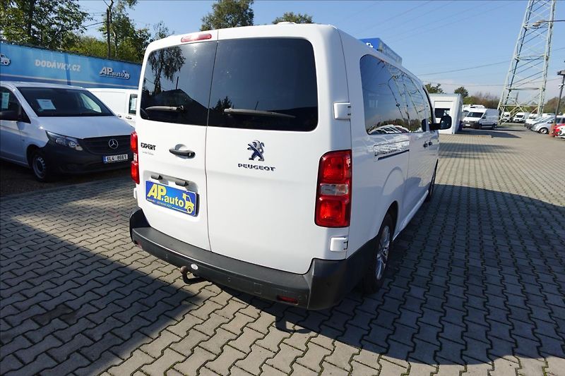 Peugeot Expert 2,0 HDI  Traveller L3H1 8MÍST - fotka 11 z 36
