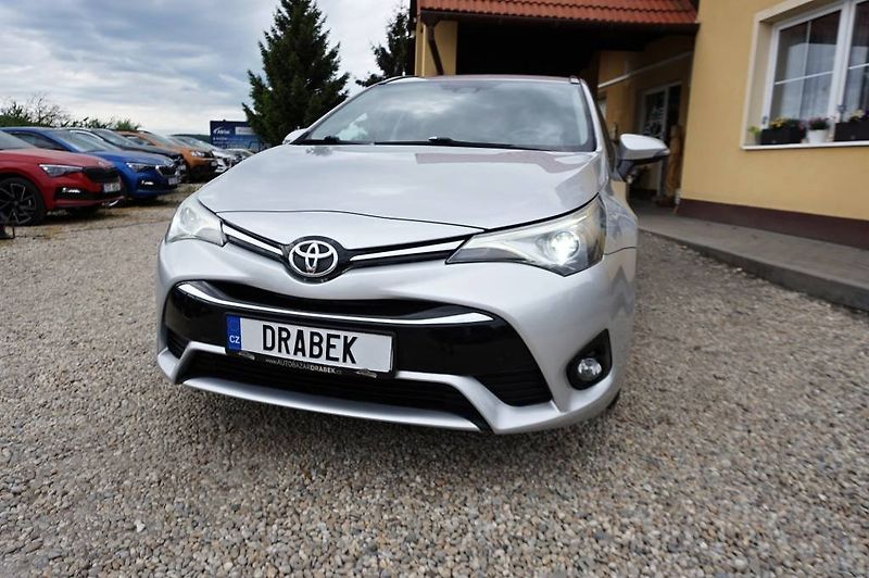 Toyota Avensis (2017) TREND 2,0 D.4D 105 kW - fotka 9 z 49