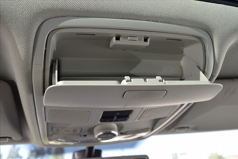 Volkswagen Tiguan 1,4 i 90kw BI-XENON PANORAMA - fotka 39 z 44