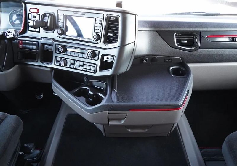 Scania (2019) R730 6x4 tahač 180t EURO 6 - fotka 20 z 25