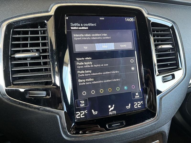 Volvo XC90 D5 AWD VENT // REZERVACE - fotka 45 z 58