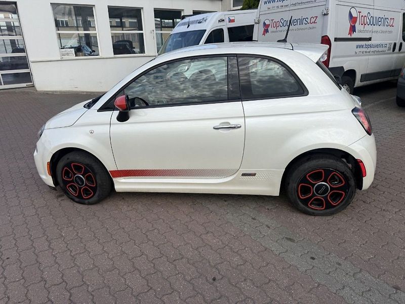 Fiat 500 500e - fotka 3 z 10
