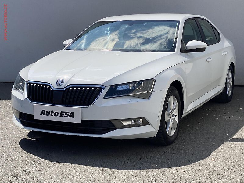 Škoda Superb (2016) 2.0 TDi, ČR, Active, TZ - fotka 3 z 16