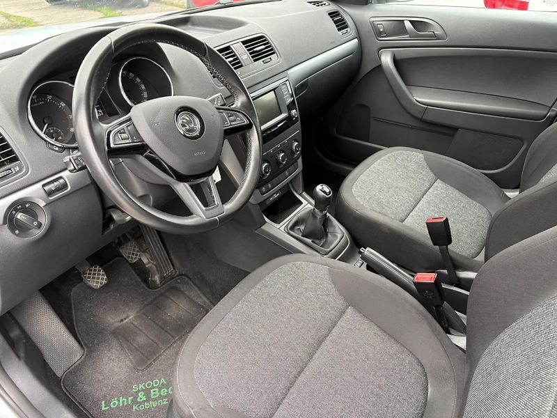 Škoda Yeti 1.2 TSI / 81 kW Active Fresh - fotka 10 z 19