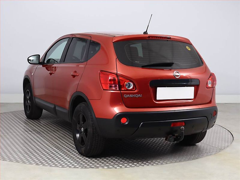 Nissan Qashqai (2009) 1.6, LPG, po STK, Tažné - fotka 4 z 14