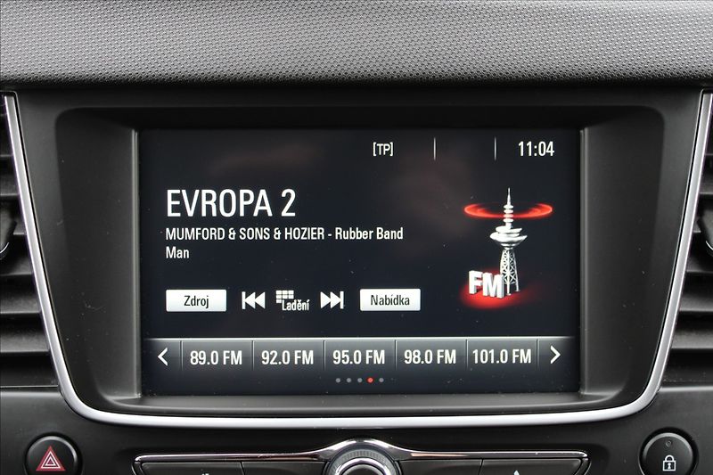 Opel Crossland X 1,2 T  NOVÉ V ČR,1.MAJITEL - fotka 11 z 39