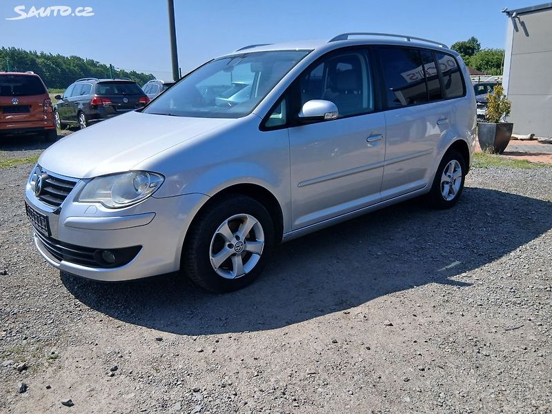 Volkswagen Touran 1.4 TSI, ALU, - fotka 30 z 30