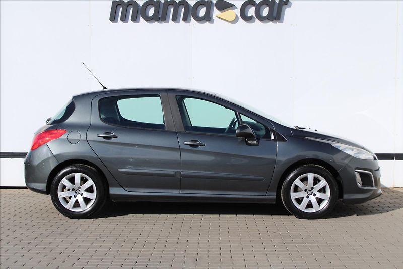 Peugeot 308 1.6VTi 88kW AUTOMAT 94000KM ČR - fotka 8 z 19