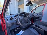 Peugeot Partner (2011) 1.6 HDi, 7 míst - náhled 16