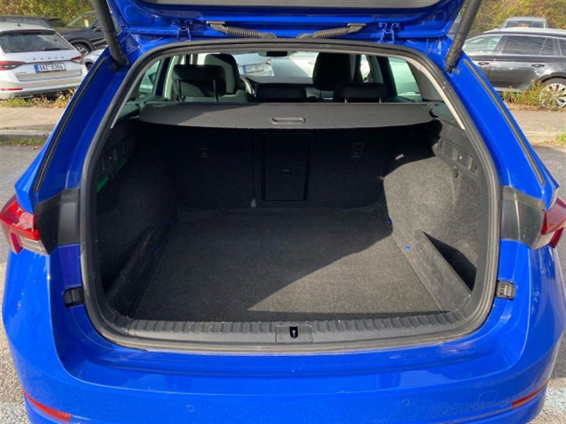 Škoda Octavia (2024) Combi 2.0 TDI Fresh - fotka 6 z 6