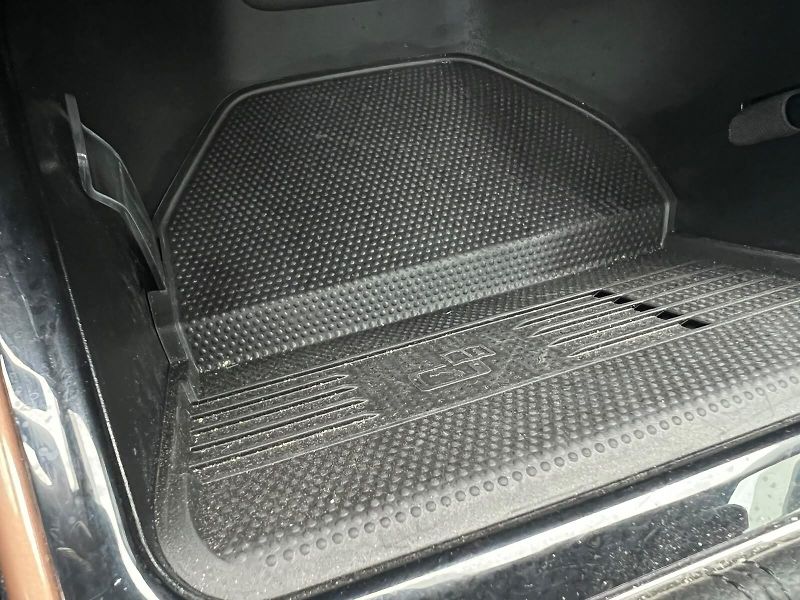 Škoda Fabia Selection 1,0 TSI 85KW - fotka 22 z 27