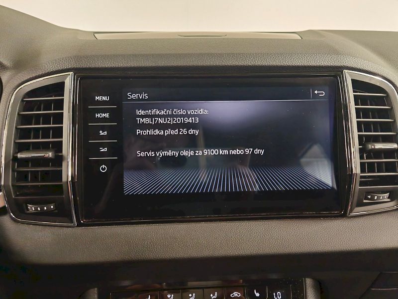 Škoda Karoq (2018) 2.0 TDI 110 kW DSG 4x4 Style P - fotka 15 z 29