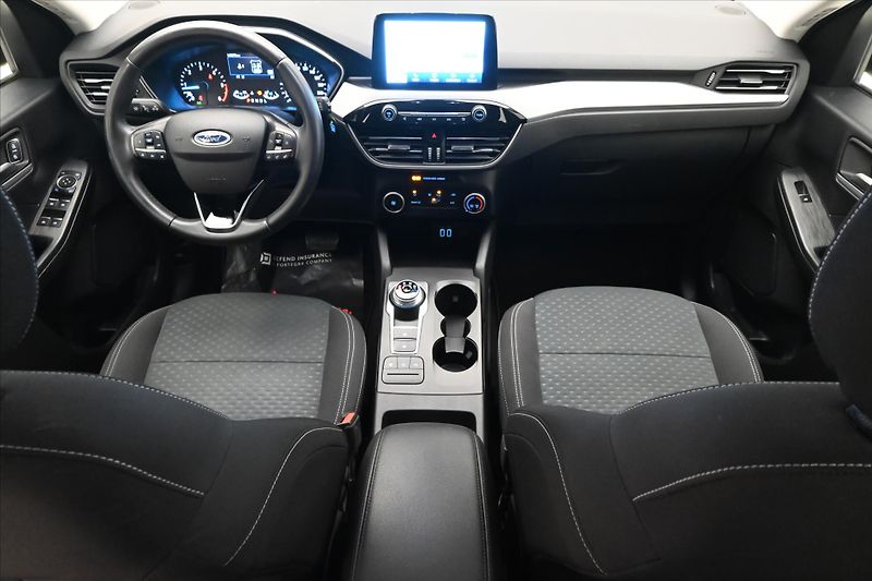 Ford Kuga 1,5 EcoBlue 88 kW AT8 Trend Zá - fotka 15 z 28
