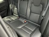 Volvo XC60 2.0  B4 4x4 ULTIMATE - náhled 25