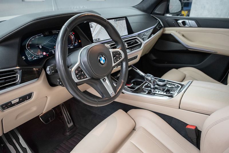 BMW X7 xD40d ///M*LASER*VZDUCH*HK*DPH - fotka 7 z 74