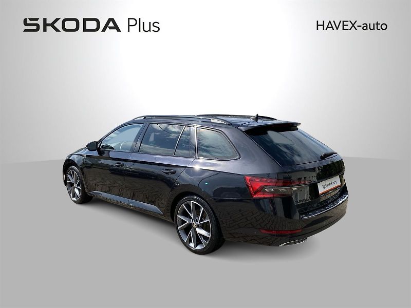 Škoda Superb (2022) Combi 2.0 TDI DSG Sportline - fotka 34 z 35