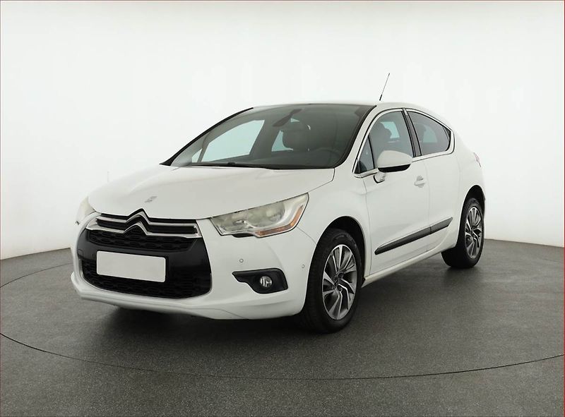 Citroën DS4 (2012) 2.0 BlueHDI, Serv.kniha, Navi - fotka 2 z 18