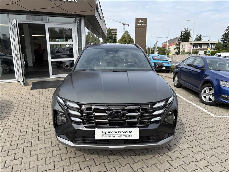 Hyundai Tucson 1,6 T-GDi 4x2 DCT  20 Years - fotka 7 z 17