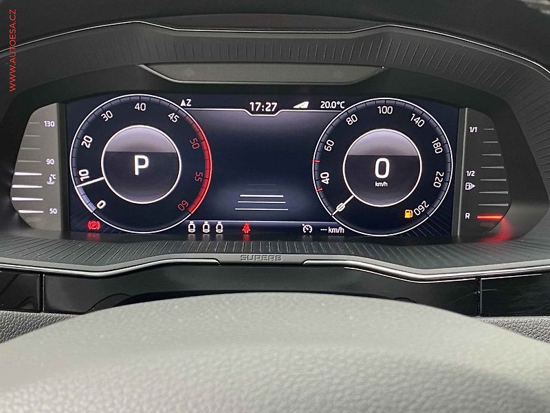 Škoda Superb (2019) 2.0 TDi, 2.maj,ČR, L&K, DSG - fotka 19 z 19