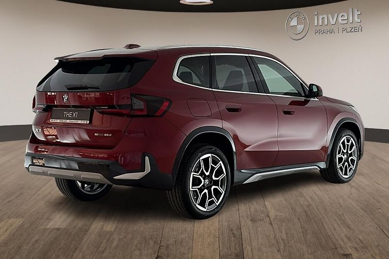 BMW X1 sDrive18d - fotka 3 z 14