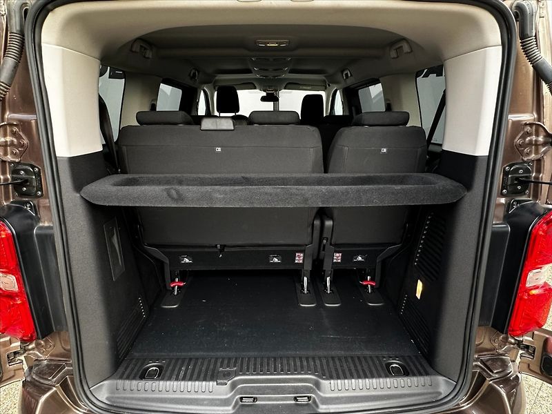 Toyota ProAce 2,0 D-4D 130kW-8AT-L1-CZ-DPH! - fotka 18 z 42
