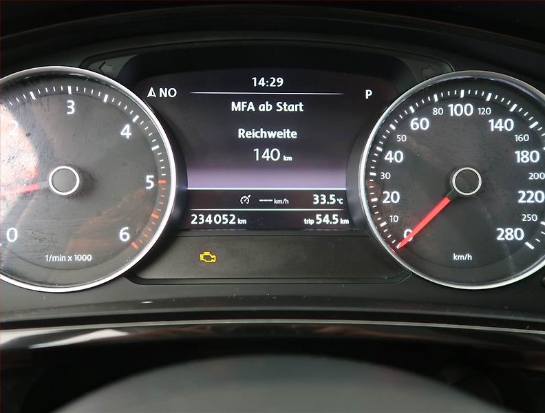 Volkswagen Touareg (2011) 3.0 TDI, 4X4, Automat - fotka 10 z 18