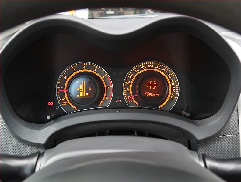 Toyota Auris (2009) 1.3 Dual VVT-i, Park. senzory - fotka 11 z 15