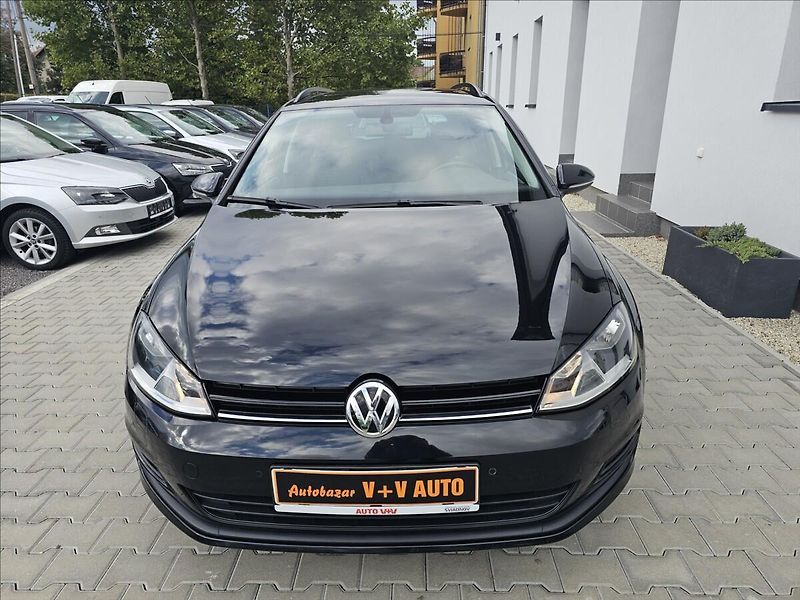 Volkswagen Golf VII 1,4TSi 92KW CUP NAVI - fotka 2 z 46