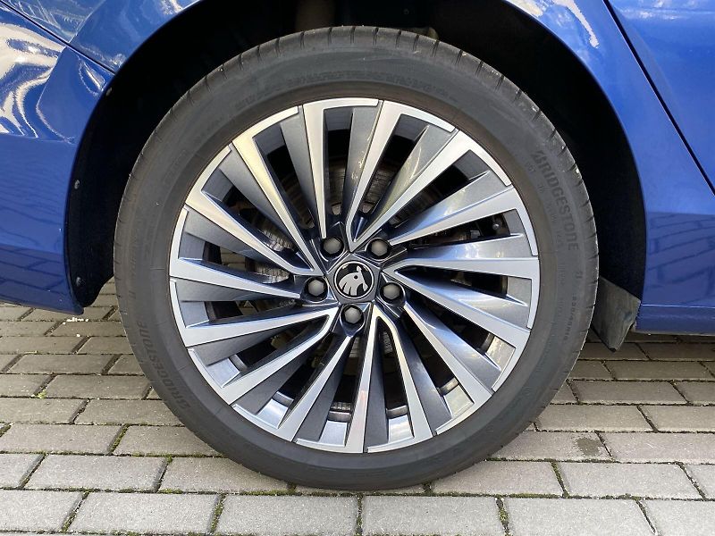 Škoda Superb (2025) Combi iV 1.5 TSI DSG L&K - fotka 37 z 41
