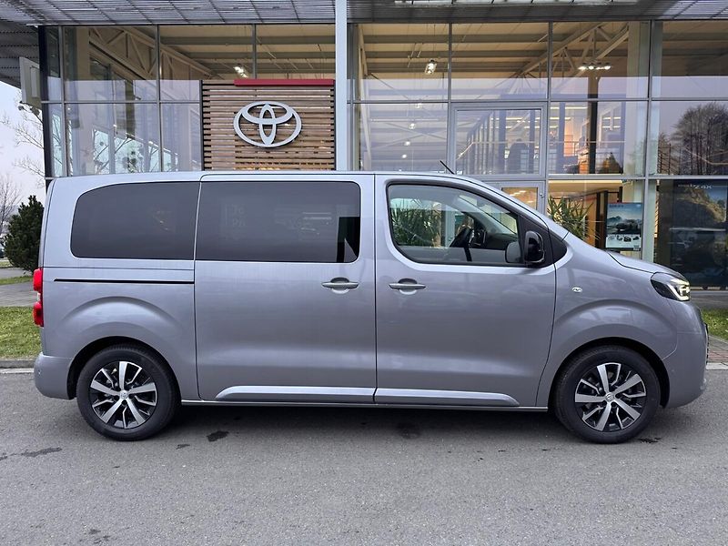 Toyota ProAce 2.0 Family, L1 - fotka 2 z 16
