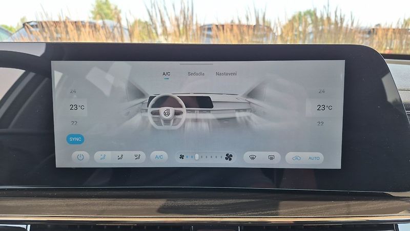 Omoda 5 1.6TGDI 7DCT PREMIUM 108kw - fotka 18 z 29