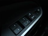 Suzuki Vitara (2019) 1.4 BoosterJet, 4X4, Tempomat - náhled 16