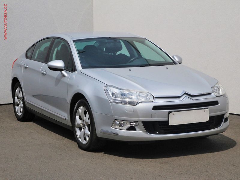 Citroën C5 (2008) 1.6 HDi, ČR, servis.kniha - fotka 1 z 3
