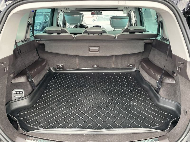 Renault Espace (2016) 1.6 dCi,118kW,Initiale Paris - fotka 8 z 49