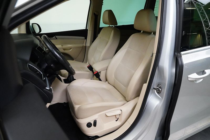 Volkswagen Sharan - fotka 11 z 25