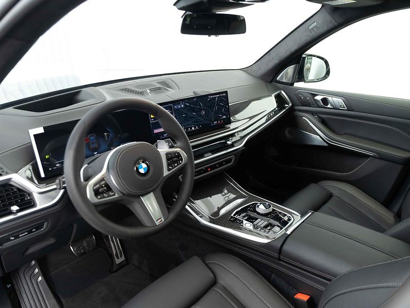 BMW X7 xDrive40d - fotka 5 z 8