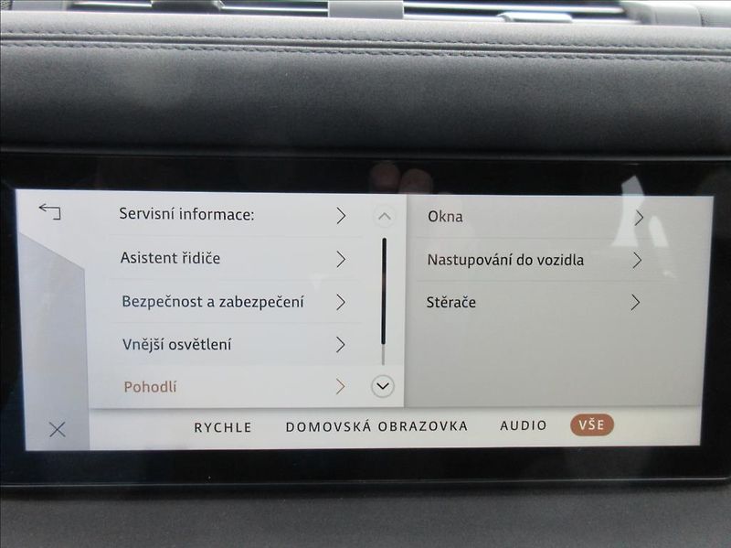 Land Rover Defender 2,0 D200 110,1.Maj, ČR, DPH - fotka 38 z 44
