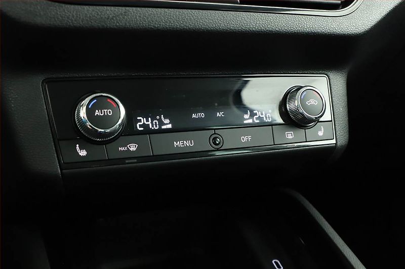 Škoda Kamiq (2020) Style 1.0 TSI - fotka 13 z 19
