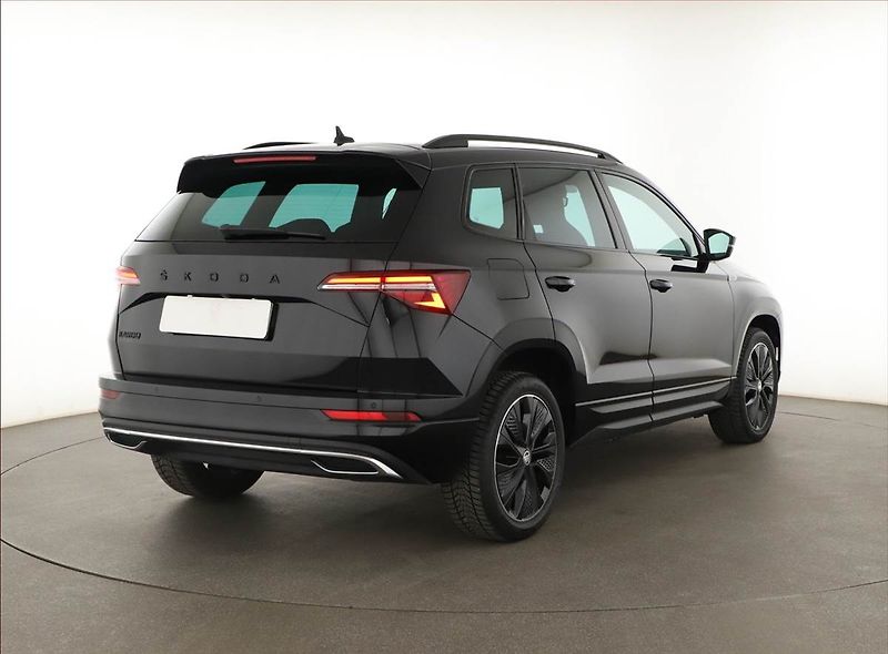 Škoda Karoq (2023) Sportline 1.5 TSI - fotka 5 z 18