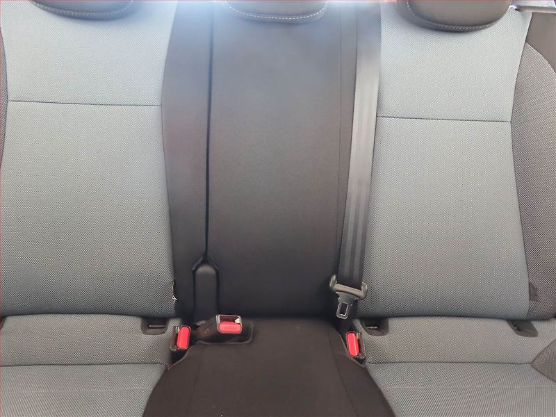Hyundai i20 (2017) 1.2, Serv.kniha - fotka 10 z 13