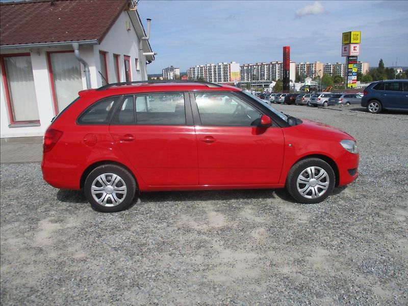 Škoda Fabia 1,2 TSI, 77kW, klima,servis, - fotka 5 z 23